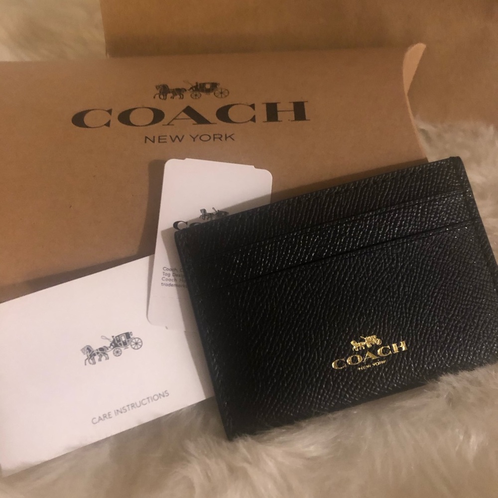 Flash Sale!✨Authentic NWT Coach Black cardholder
